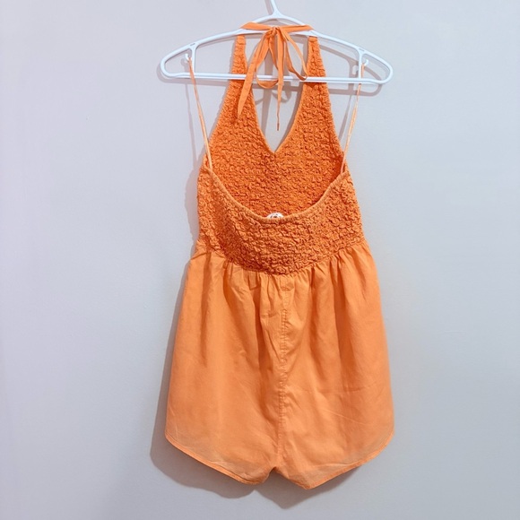 3/$10⚡️Cotton On Orange Halter Jumpsuit with Popcorn Smocked Bodice - Picture 11 of 15